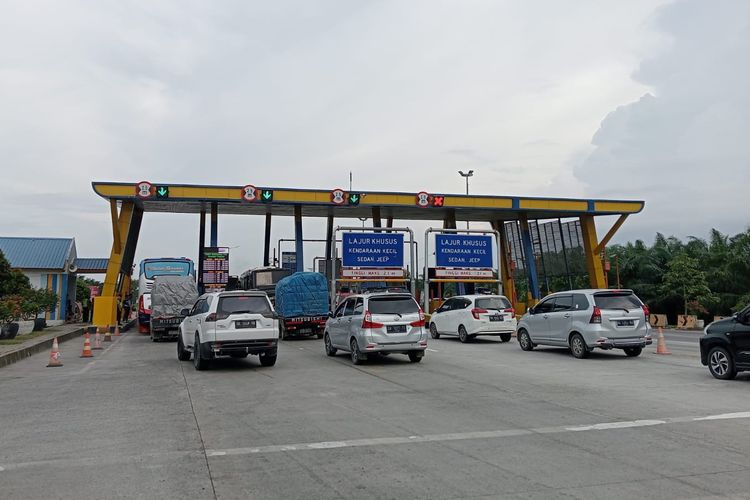 Jasamarga Nusantara Tollroad Regional Division (JNTRD) mencatat mulai terjadi peningkatan volume lalu lintas (lalin) di beberapa ruas tol luar Jawa pada H-7 sampai H-6 Natal 2022 (18 sampai 19 Desember 2022).