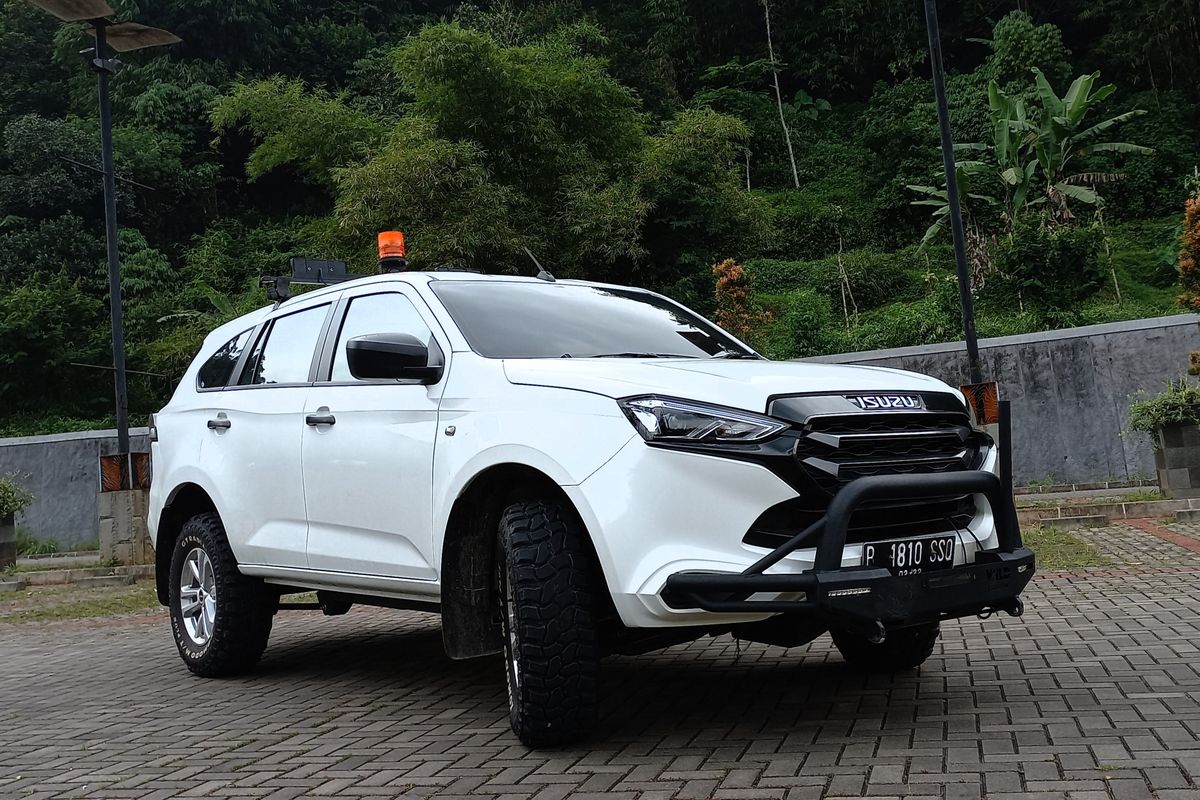 Test drive All New Isuzu mu-X 4x4