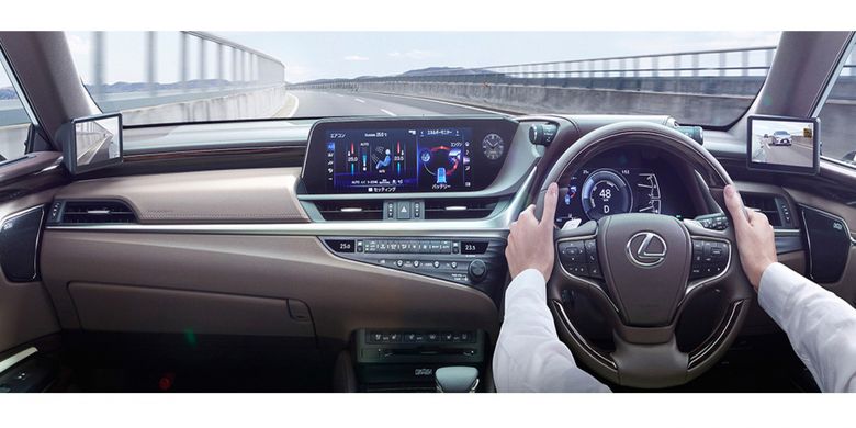 Lexus hadirkan teknologi  Digital Side-VIew Monitor (DSVM) untuk menggantikan kaca spion konvensional pada sedan ES terbaru