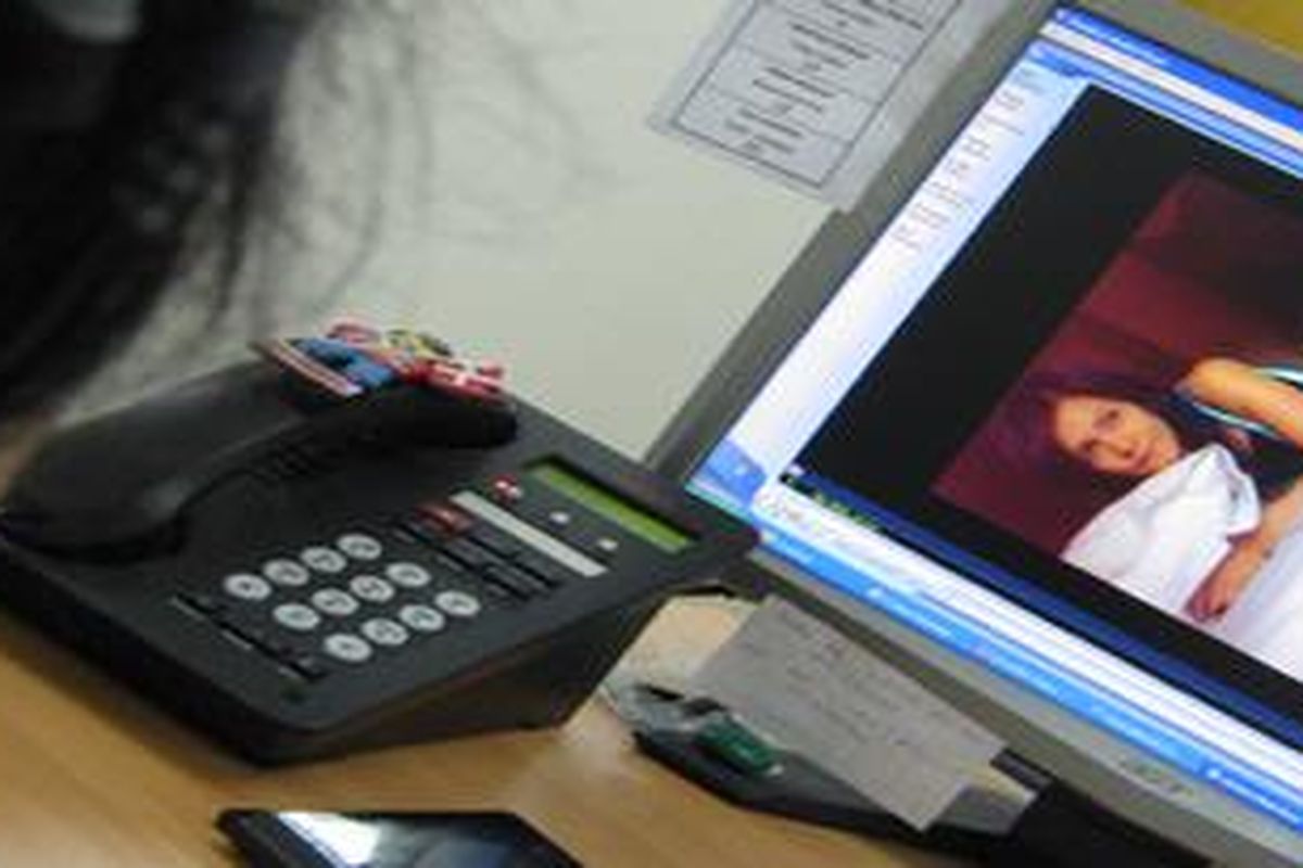 Video hot selebritis Ariel dan Cut Tari beredar di Internet.