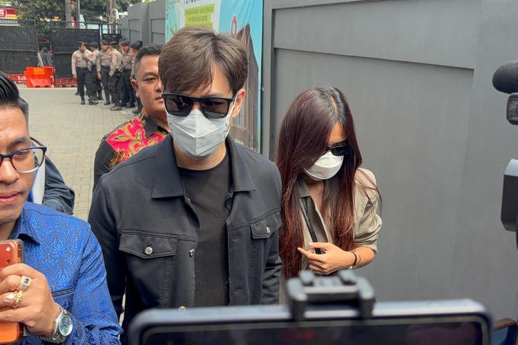 Sidang Cerai Anthony Xie dan Audi Marissa Ditunda Pekan Depan
