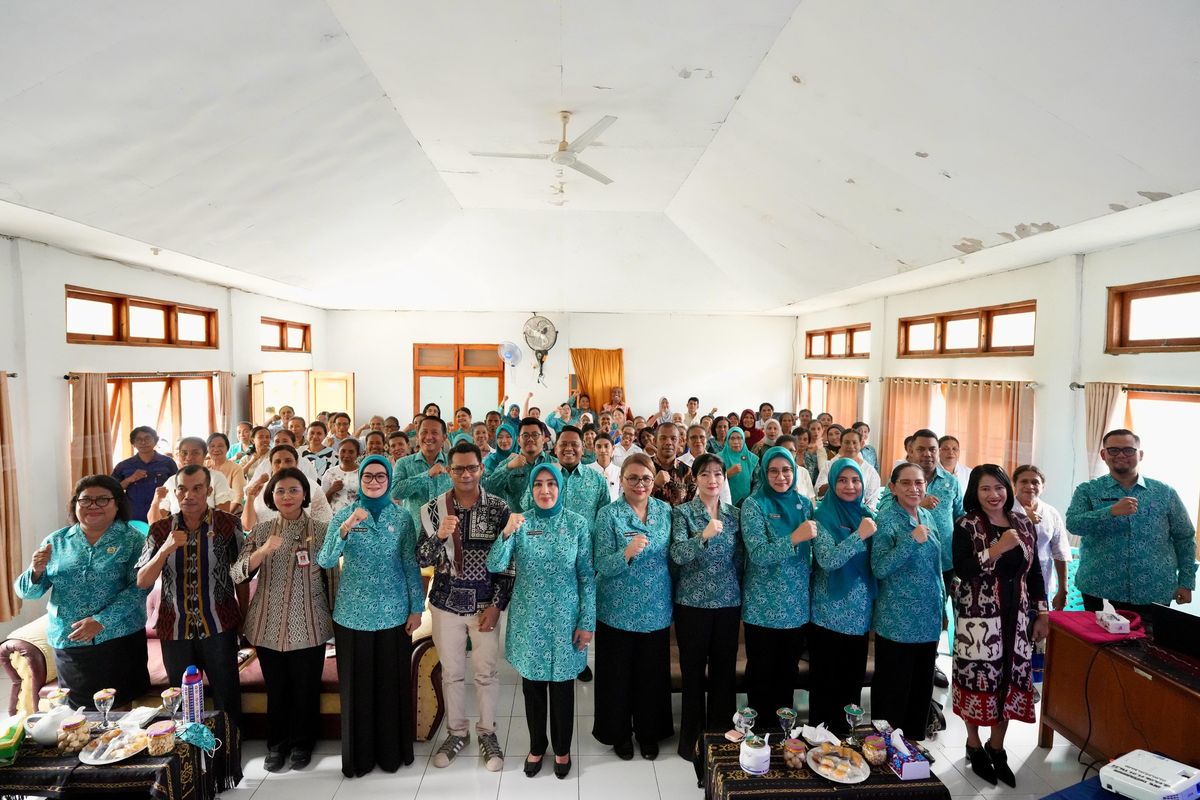 Acara Edukasi Konsumsi Ikan Aman dan Sehat untuk Mendukung Pola Makan Beragam, Bergizi, Seimbang, dan Aman (B2SA) di Aula Gedung Dinas Kelautan dan Perikanan (DKP) Pengolahan Kabupaten Alor, Nusa Tenggara Timur (NTT), Kamis (21/5/2026).
