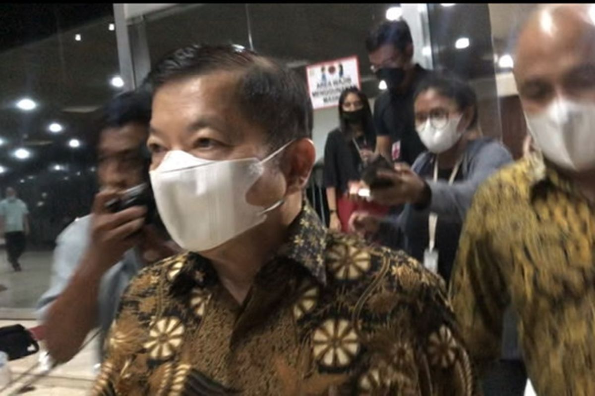 Menteri Perencanaan Pembangunan Nasional/ Kepala Bappenas Suharso Monoarfa ditemui di Kompleks Parlemen Senayan, Senin (12/9/2022). Ia tetap bungkam ditanyai soal pergantian Ketua Umum di tubuh Partai Persatuan Pembangunan (PPP). 