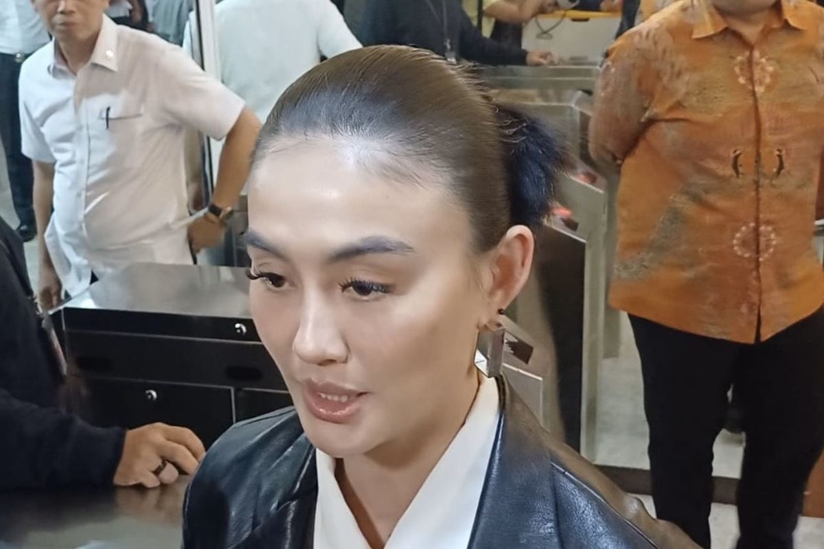 Agnez Mo saat ditemui di Gedung Kementerian Hukum, Kuningan, Jakarta Selatan, Rabu (19/2/2025).