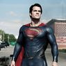 Henry Cavill Blak-blakan Masih Ingin Perankan James Bond