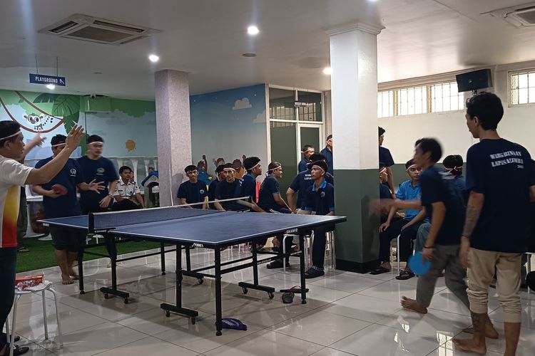 HUT RI di Balik Jeruji Lapas Salemba, Ada Tawa dan Haru Rindu Keluarga