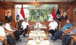 Mendagri Terima Kunjungan Menpora, Bahas Penguatan Industri Olahraga di Tanah Air