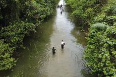 Banjir dengan Ketinggian 1 Meter, Jalan Trans Papua Barat Penghubung Fakfak dan Bintuni Terputus