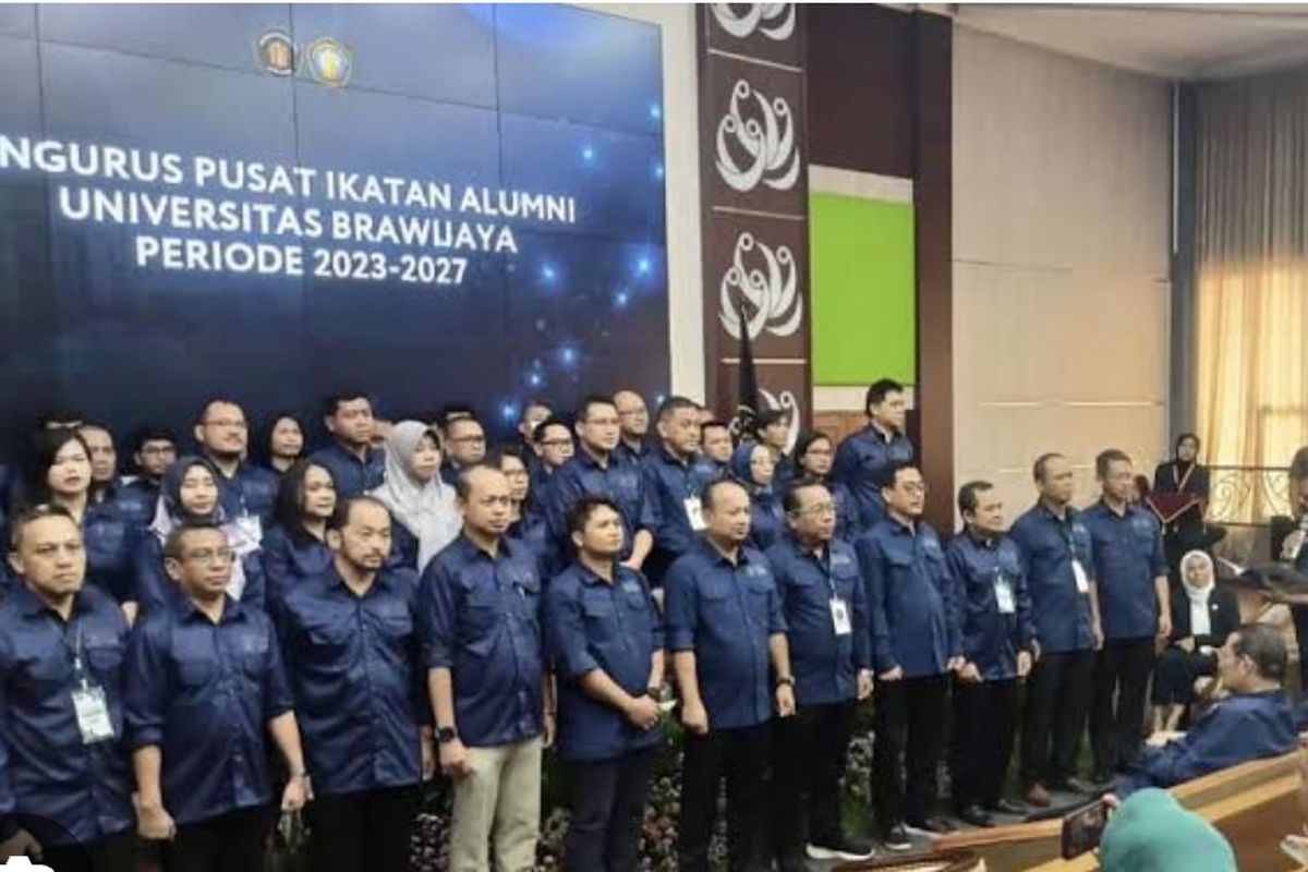 Pengurus Pusat Ikatan Alumni Universitas Brawijaya (PP IKA UB) mengutuk keras segala bentuk kekerasan dan menyerukan seluruh elemen bangsa untuk mengedepankan persatuan.