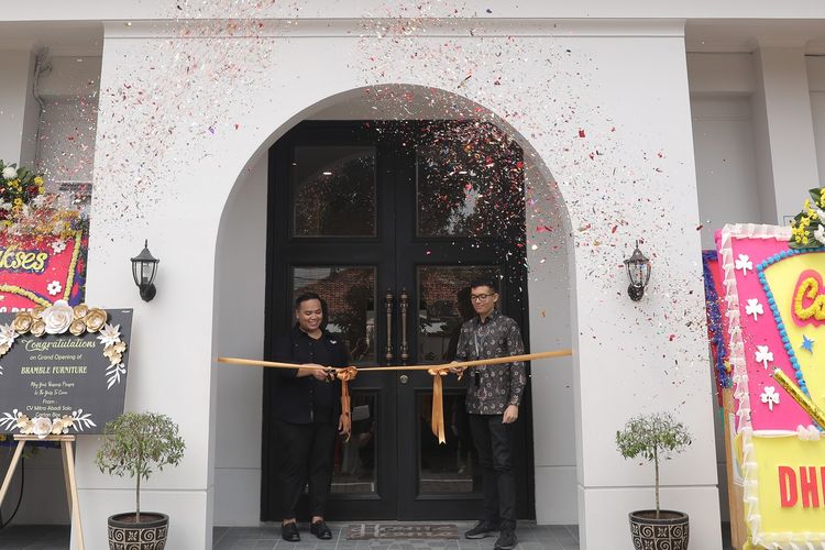 Showroom pertama Bramble Furnitur di Jakarta, resmi dibuka, Selasa (28/1/2020).