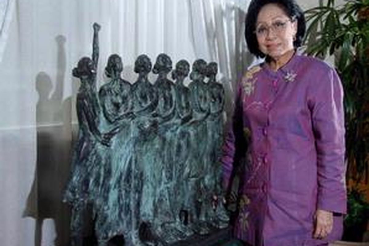 Memberdayakan perempuan menjadi kepuasaan dan kunci sukses bisnis kecantikan Dr Martha Tilaar.