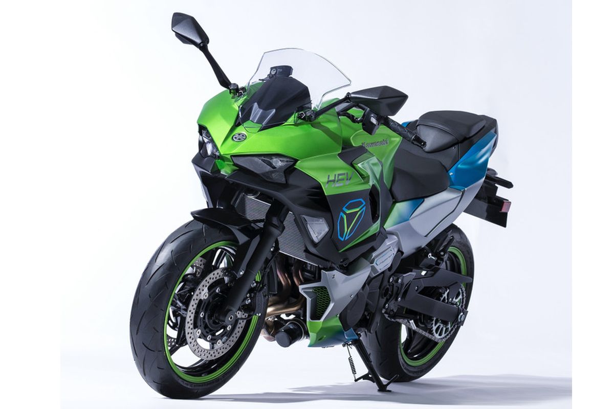Kawasaki pamerkan motor listrik, hybrid, dan hidrogen di EICMA 2022
