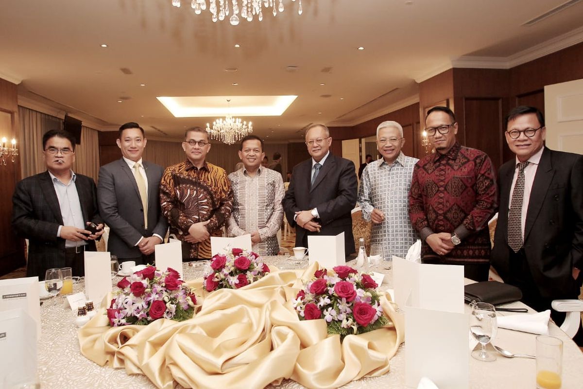 Jamuan makan malam bersama pemimpin Weststar Tan Sri Syed Azman Syed Ibrahim di Kuala Lumpur Malaysia