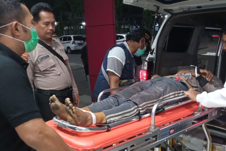 Pelaku pencurian kendaraan bermotor di Bekasi berinisial IN (51) tewas terjatuh usai dikejar lalu dipepet korban JN (45) di Jalan Raya Kampung rawakuda RT 08/04 desa Karang Harum Kedung Waringin Bekasi. Peristiwa terjadi pada Sabtu (16/9/2023).