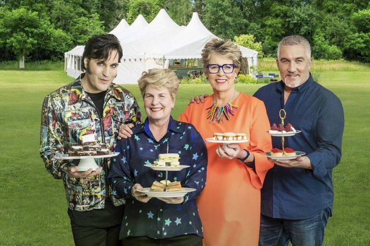 Agen-agen intelijen kerap ikut serta dalam acara membuat kue, seperti acara televisi The Great British Bake Off.