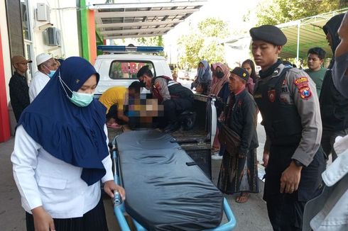 Nenek Kurus Itu Duduk di Teras Apotek, lalu Tidur untuk Selamanya...