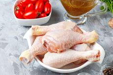 3 Kesalahan Menyimpan Ayam Mentah, Jangan Dekatkan dengan Buah atau Sayur