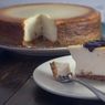 4 Cara Membuat Cheesecake Panggang agar Lembut dan Tidak Kempis