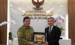 Persiapkan Leaders’ Retreat, Menlu Singapura Temui Menko Airlangga Bahas Kerja Sama dan Isu Strategis