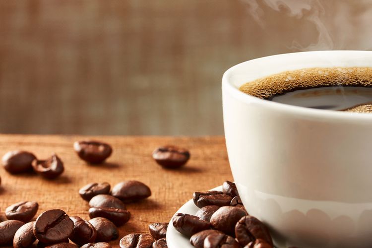 Untuk teman sarapan, seduh kopi tanpa campuran gula, susu atau krimer agar tubuh tak kebanyakan glukosa dan kalori.