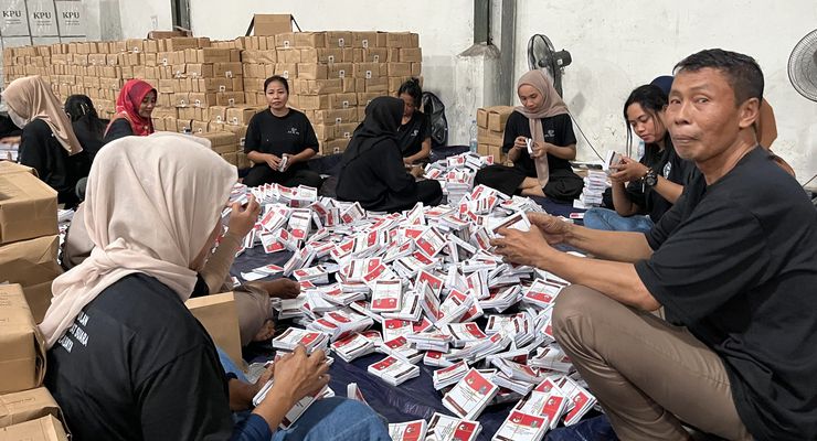 KPU Jaktim Ganti 400 Lembar Surat Suara Rusak, yang Lama Langsung Dimusnahkan