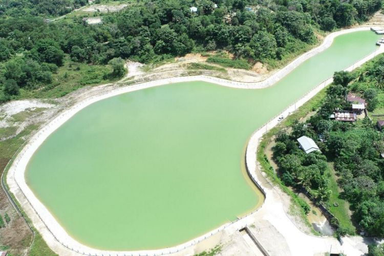 Embung Rawasari yang terletak di Kelurahan Karang Harapan, Kecamatan Tarakan Barat, Kota Tarakan. Embung ini dibangun untuk memenuhi air baku rumah tangga perkotaan dan industri di Kota Tarakan dengan debit pengambilan sebesar 100 liter/detik.