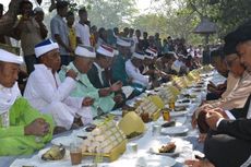 Warga Gelar Ritual Tolak Bala di Tempat Wisata