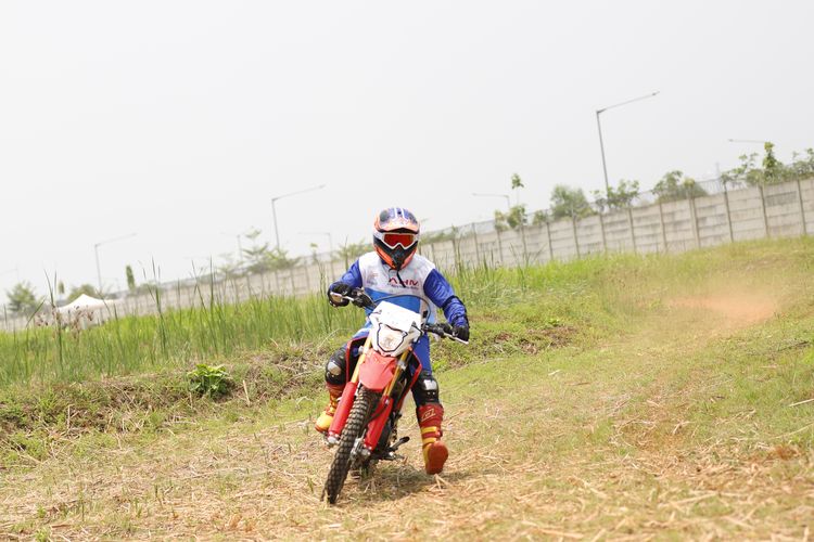 Pelatihan keselamatan berkendara di AHM Safety Riding Park