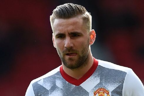 Mourinho Pertanyakan Komitmen Shaw di Manchester United