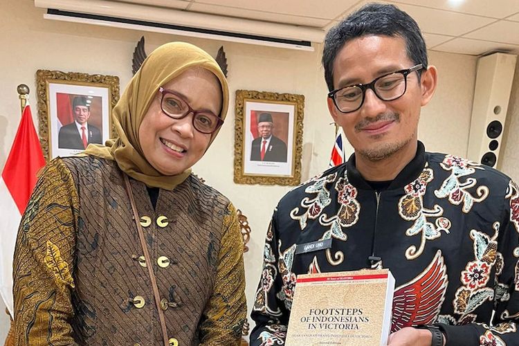 Meski sudah jadi warga negara Australia, Widha Chaidir tetap aktif dalam kegiatan masyarakat Indonesia, termasuk saat menyambut kedatangan Menteri Pariwisata RI Sandiaga Uno baru-baru ini di Melbourne.