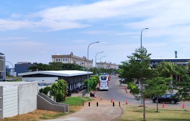 Naik Bus Wisata Gratis Monas-PIK, Bisa dari 2 Halte Ini
