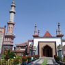 6 Pesona Masjid Raya At Taqwa Cirebon, Punya Gerbang Unik 