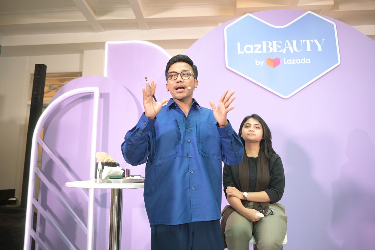 LazBeauty Masterclass merupakan kolaborasi kanal kecantikan Lazada, LazBeauty, dengan lima make up artist ternama sebagai rangkaian dari ulang tahun Lazada yang ke-11.