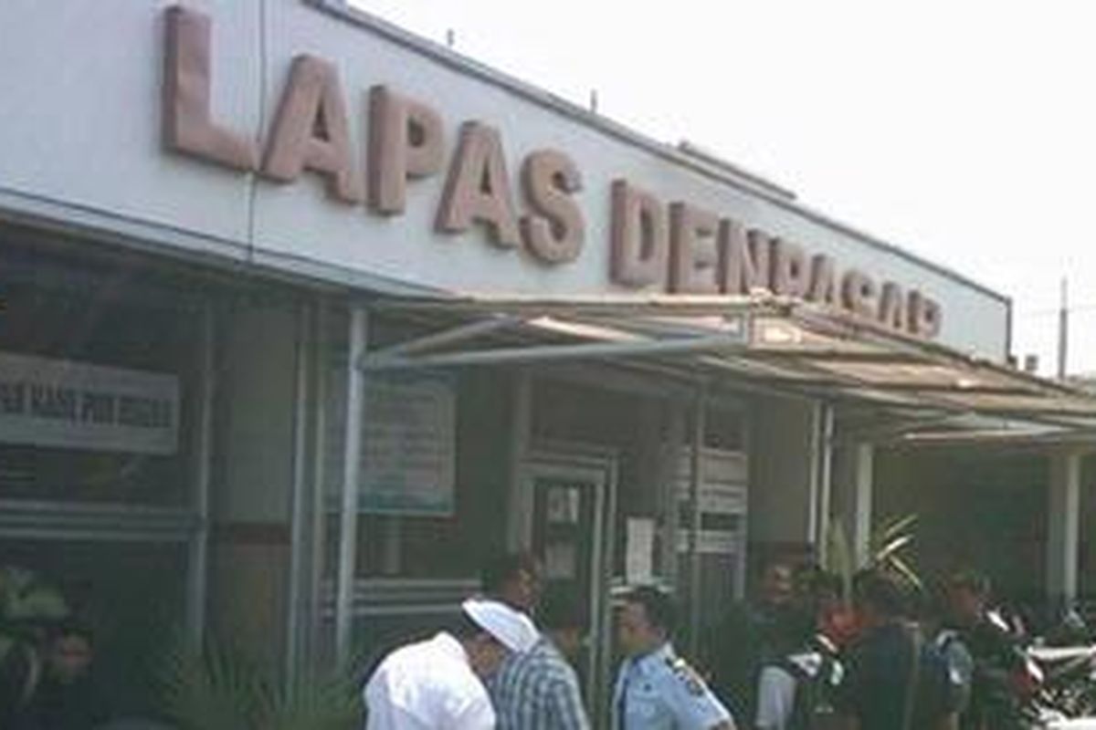 Suasana Lapas Kerobokan tampak kondusif usai perkelahian antar napi yang terjadi Selasa (13/11/2012) pagi tadi.