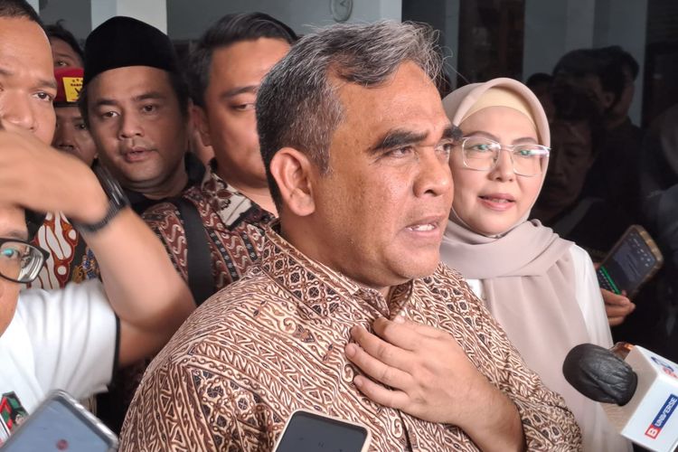 Sekjen Partai Gerindra Ahmad Muzani saat ditemui di Gedung Joang 45, Jakarta, Senin (9/10/2023). 
