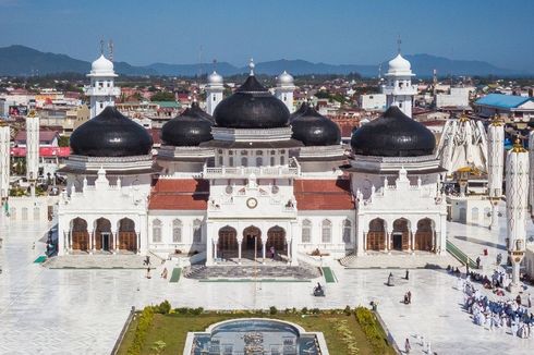 [KURASI KOMPASIANA] Jelajah Masjid-masjid yang Memesona di Indonesia