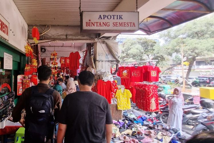 Pasar Petak Sembilan, Glodok, Jakarta Barat, Jumat (13/1/2023).