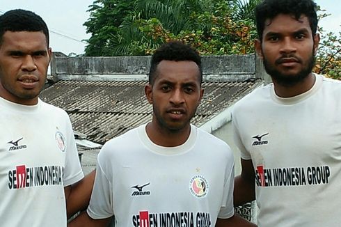 Pemain Asal Papua Kembali Warnai Skuad Semen Padang