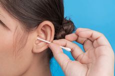 3 Cara Aman Membersihkan Telinga