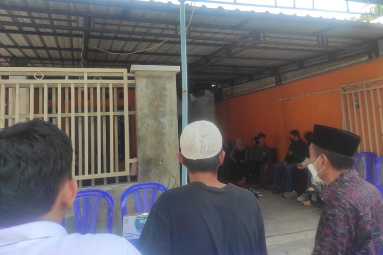 Korban KM Virgo Transport asal Kudus Tiba di Rumah Duka, Disambut Tangis tapi ada Rasa Syukur