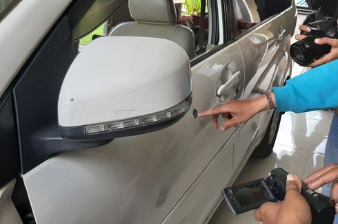 Polisi Tembaki Mobil Pelaku Pencurian Mesin Traktor