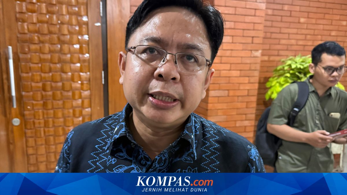 Batas Masa Jabatan Ketum Parpol: Kunci Demokrasi dan Regenerasi Partai