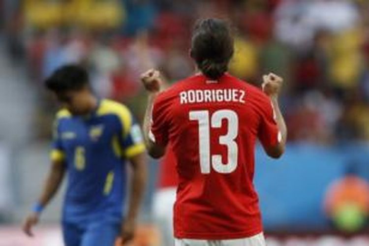 Bek kiri Swiss, Ricardo Rodriguez.