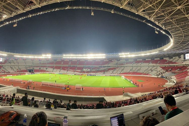 Laga uji coba kedua timnas U22 Indonesia vs Lebanon di Stadion Utama Gelora Bung Karno (SUGBK) Senayan, Jakarta, pada Minggu (16/4/2023) malam WIB.