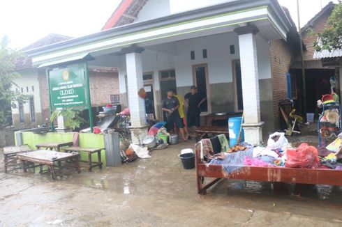 Banjir di Jombang Surut, Sebagian Warga Mulai Tinggalkan Pengungsian