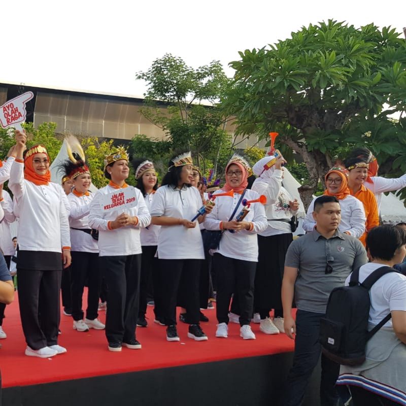 Peringati Hari Ibu, Iriana Jokowi Hadiri Acara Jalan Sehat bersama Penyandang Disabilitas