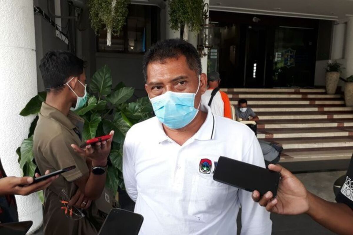Kepala Satpol PP Surabaya Eddy Christijanto