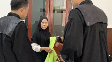 Jadi Perantara “Sayur” Ganja, Perempuan Surabaya Divonis 3,6 Tahun Penjara