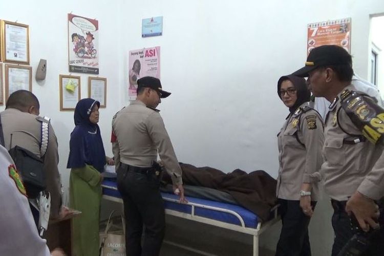 Jenazah Saila saat berada di klinik kesehatan Mapolresta Palembang. 