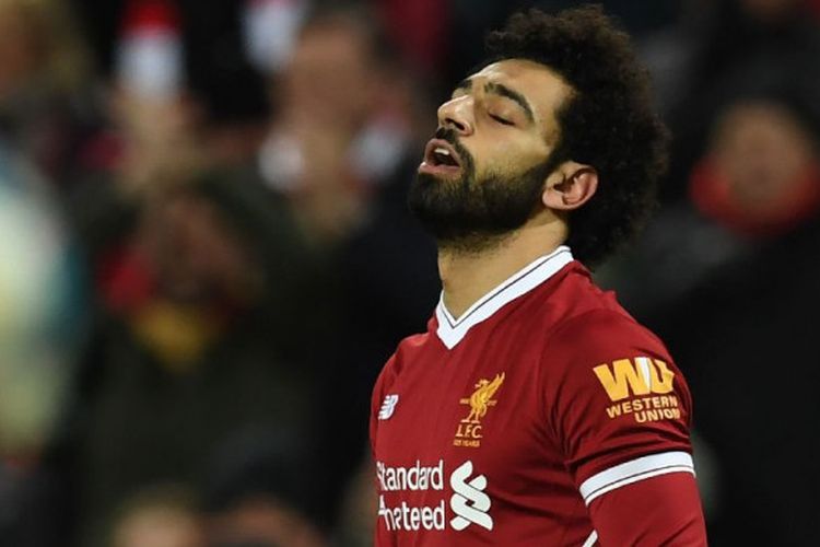 Mohamed Salah menjadi bintang kemenangan Liverpool atas Leicester City di Anfield, Sabtu (30/12/2017).